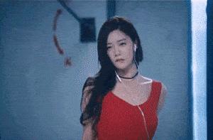 胸大健身美女写真_动漫里胸大又好看的女_大胸健身女