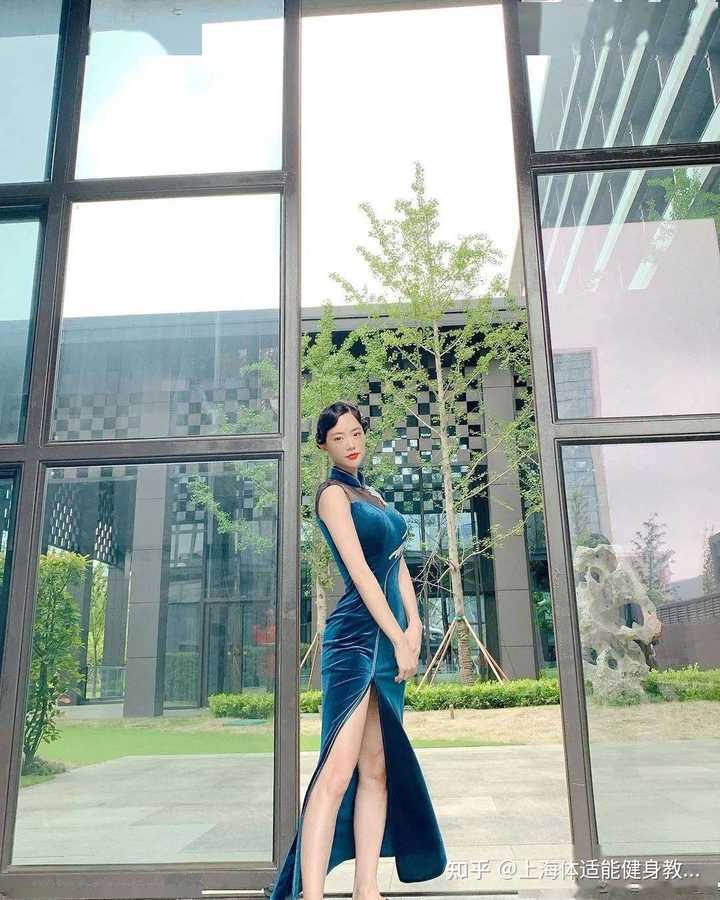 大胸健身女_动漫里胸大又好看的女_胸大健身美女写真
