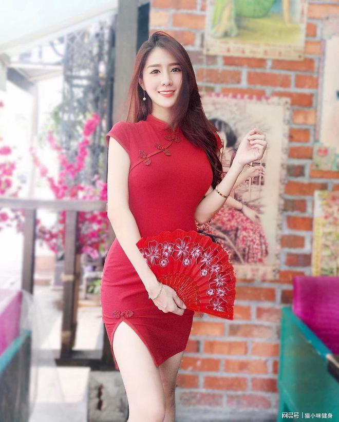 女人比胸大_动漫里胸大又好看的女_大胸健身女
